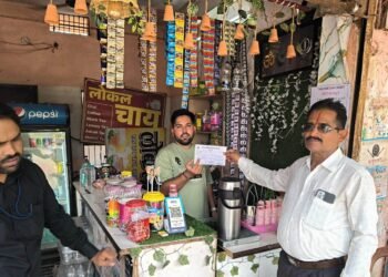 सिंगल यूज प्लास्टिक के खिलाफ निगम की कार्रवाई, 2600 रुपये जुर्माना वसूला