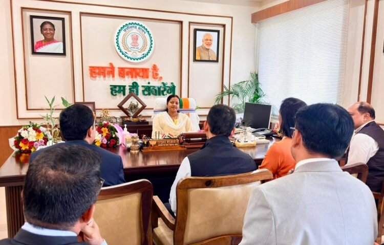 मंत्री लक्ष्मी राजवाड़े की संवेदनशील पहल: बाल देखरेख संस्थाओं के अनाथ एवं निराश्रित बच्चों को कौशल, प्रशिक्षण और रोजगार से जोड़ने बैंकिंग और सामाजिक संस्थाओं का साझा प्रयास