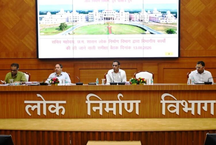 लोक निर्माण विभाग के सचिव ने सड़क एवं भवन निर्माण कार्यों की प्रगति की समीक्षा की,निर्माण कार्यों में गुणवत्ता और समय-सीमा पर जोर