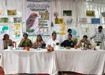 परियोजना ‘चहचहाट’ के अंतर्गत ग्राम पंचायत मांढर में हरेली पक्षी महोत्सव का शुभारम्भ