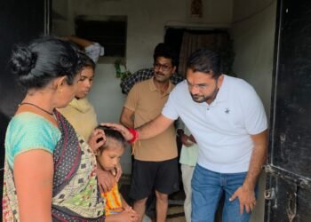 जिम्मेदार अधिकारी पर हो कारवाही और पीड़ित परिवार को जिला प्रशासन से मिले मुआवजा — नेता प्रतिपक्ष आकाश तिवारी