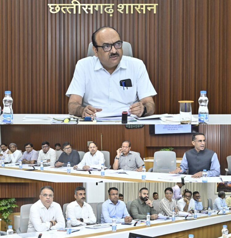 परियोजना निर्माण एवं क्रियान्वयन समिति की बैठक सम्पन्न, नवा रायपुर में ई-बसों के संचालन, कार्यालय भवन निर्माण सहित सड़क परियोजनाओं के प्रस्तावों पर हुआ विचार-विमर्श