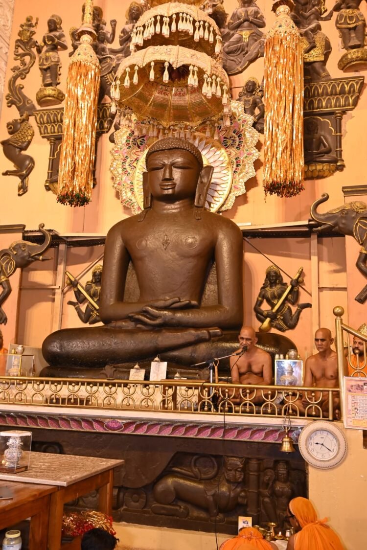 साधना और जागृति के माध्यम से जीव अपने स्वरूप का अनुभव करता है,:- निर्यापक श्रमण मुनि समतासागर जी