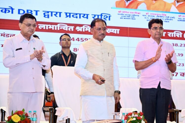 श्रमिक परिवारों के बच्चों को मिल रही उत्कृष्ट शिक्षा, उनके सपनों को पंख देना हमारी प्राथमिकता : मुख्यमंत्री साय