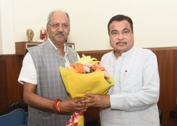 सांसद बृजमोहन अग्रवाल के भागीरथ प्रयासों से संवरेगी राजधानी समेत छत्तीसगढ़ की यातायात व्यवस्था: केंद्रीय सड़क परिवहन मंत्री नितिन गडकरी से दिल्ली में की उच्चस्तरीय भेंट