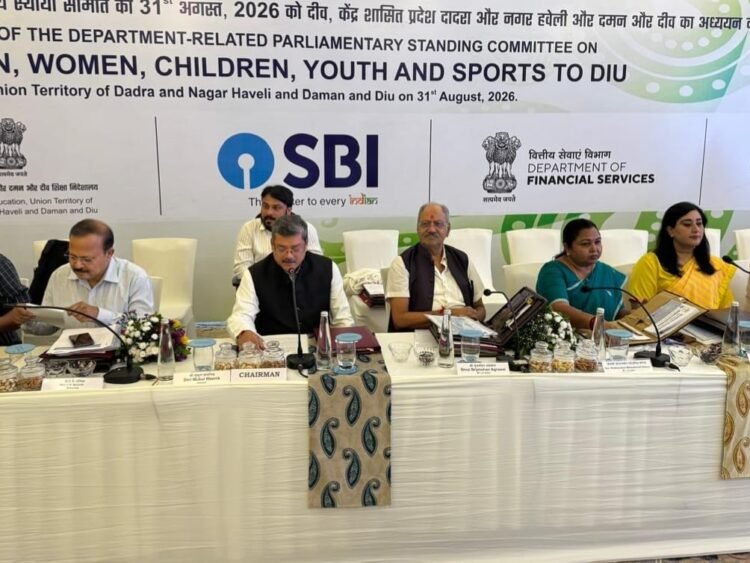 गुणवत्तापूर्ण शिक्षा और खेल संस्कृति ही विकसित भारत की मजबूत नींव: बृजमोहन अग्रवाल