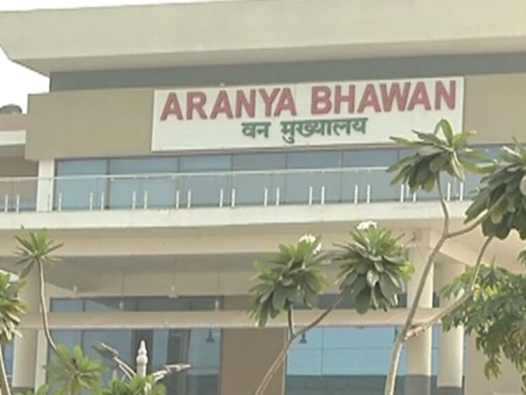 छत्तीसगढ़ में वन विभाग में बड़ा फेरबदल, 9 IFS अधिकारियों की नई पदस्थापना; कई टाइगर रिजर्व में बदले उप संचालक