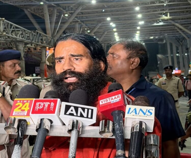 बाबा रामदेव बोले- केवल एक PM से देश की सारी समस्याएं खत्म नहीं होंगी, मिलकर सुधारना होगा