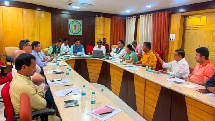 फार्मेसी काउंसिल की बैठक में हंगामा, अभिषेक चंदा का निलंबन सर्वसम्मति से बहाल