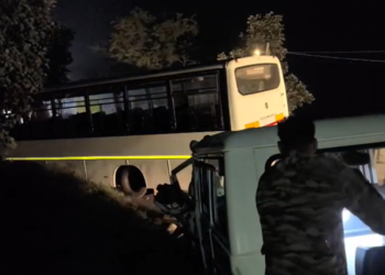 वाड्रफनगर में दर्दनाक हादसा, बस-बोलेरो की टक्कर में मजदूर की मौत