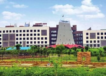 बड़ी खबर: छत्तीसगढ़ में 31 वरिष्ठ IPS अधिकारियों का तबादला, गृह विभाग ने जारी किया आदेश
