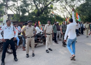 किसान आंदोलन से दूर रहने की धमकी का आरोप, 300-400 ग्रामीणों ने दी थाने के घेराव की चेतावनी