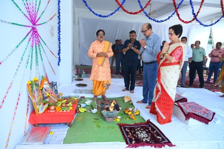लोकभवन में मनाई गई विश्वकर्मा जयंती