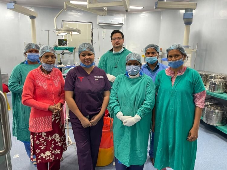 जिला अस्पताल जशपुर में गंभीर मरीजों का सफल उपचार, विशेषज्ञ सेवाओं से बची जान