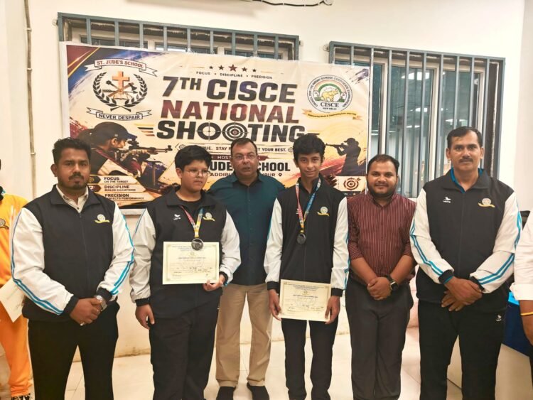CISCE राष्ट्रीय प्रतियोगिताओं में राजकुमार कॉलेज के खिलाड़ियों का शानदार प्रदर्शन, शूटिंग में दो रजत और स्विमिंग में तीन पदक