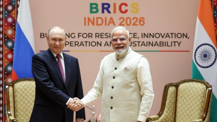 पीएम मोदी ने पुतिन से की मुलाकात, भारत-रूस द्विपक्षीय संबंधों की समीक्षा