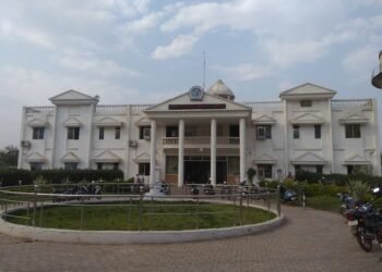 कवर्धा में जन्माष्टमी पर बंद रहेंगी मांस-मटन की दुकानें, नगर पालिका ने जारी किए निर्देश, दुकान खुली मिलने पर होगी कार्रवाई