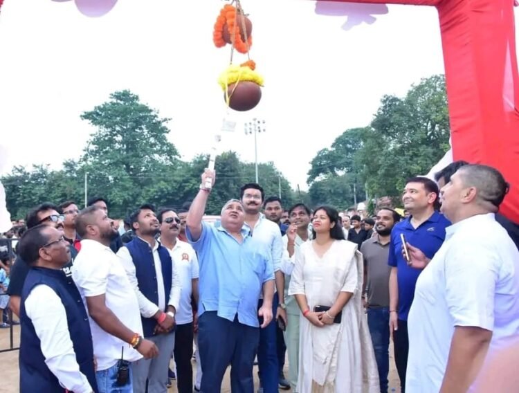 जशपुर में भव्य दही हांडी उत्सव, मंत्री राजेश अग्रवाल ने बढ़ाया गोविंदाओं का उत्साह
