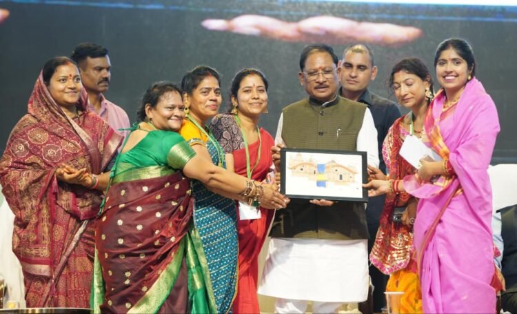 तीजा मिलन समारोह में CM साय ने साझा की खुशियां, चोरहादेवरी का नाम बदलकर ‘रामदेवरी’ करने का ऐलान