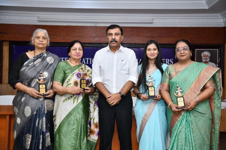 भारत मंडपम, नई दिल्ली में ”भारतीय व्यापार महोत्सव 2026” में नारी वंदन अवॉर्ड विजेता महिलाओं को कैट छत्तीसगढ़ द्वारा किया सम्मानित – मधु अरोरा
