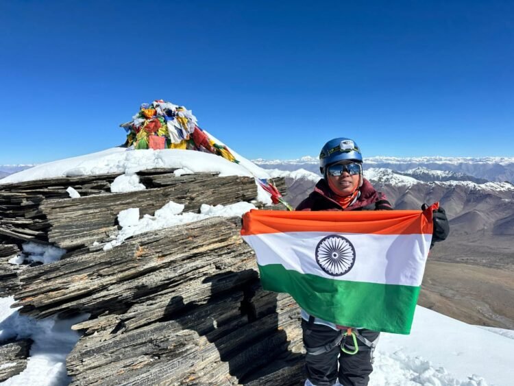 जांजगीर- चांपी की बेटी ने फतह किया माऊंट एवरेस्ट: गोविन्द पटेल