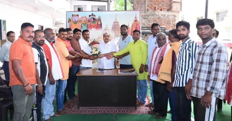 नुआखाई पर अवकाश और भवन निर्माण की पहल से गदगद उत्कल समाज, CM साय का जताया आभार : पुरन्दर मिश्रा