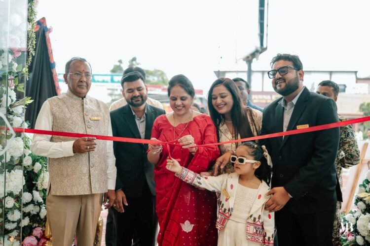 रायपुर को मिली नई सौगात, स्टाइलिया फर्नीचर का भव्य शुभारंभ