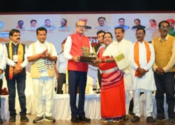 महाराजा चक्रधर सिंह की विरासत को नई पीढ़ी तक पहुंचा रहा चक्रधर समारोह: राज्यपाल रमेन डेका