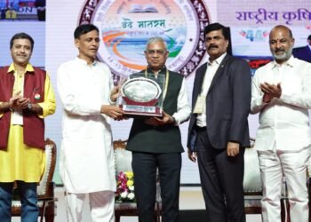 इंडियन बैंक राजभाषा कीर्ति पुरस्कार से सम्मानित, नवी मुंबई में छठे अखिल भारतीय राजभाषा सम्मेलन एवं हिंदी दिवस समारोह में मिला सम्मान
