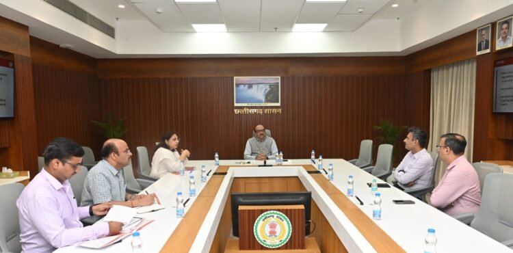 ‘सुघ्घर छत्तीसगढ़’ अभियान की उच्चस्तरीय समीक्षा, मुख्य सचिव ने योजनाओं के संतृप्तिकरण पर दिए निर्देश