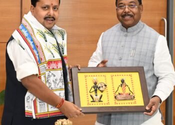 कृषि मंत्री रामविचार नेताम ने भाजपा राष्ट्रीय अध्यक्ष नितिन नबीन से की सौजन्य भेंट