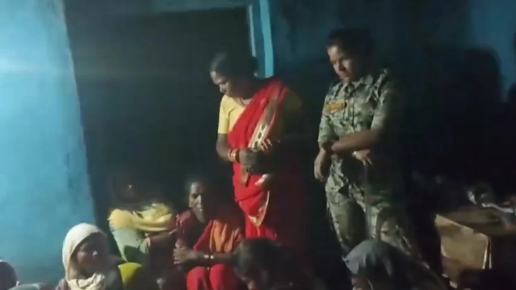 धर्मांतरण की आशंका पर गांव में तनाव, तीन दिन बाद भी पुलिस तैनात