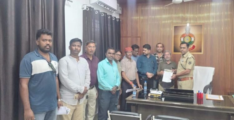 पत्रकारिता की आड़ में कथित वसूली का मुद्दा गरमाया, प्रेस क्लब ने प्रशासन को सौंपे 3 ज्ञापन