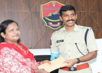 35 साल से अंडरग्राउंड महिला माओवादी सुशीला रानी ने किया आत्मसमर्पण