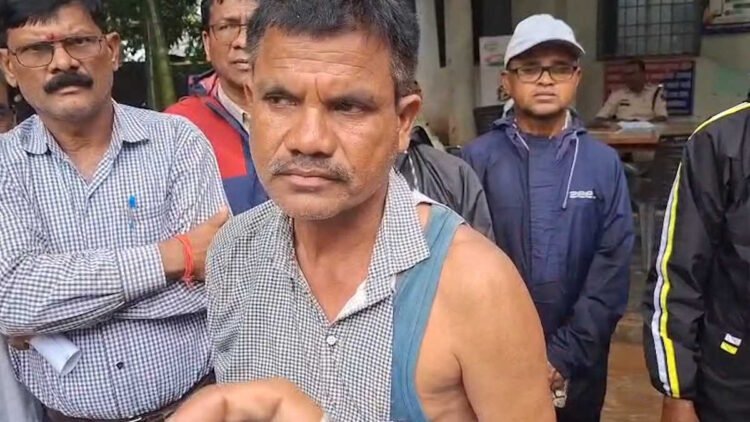 PM आवास के गृह प्रवेश कार्यक्रम में विवाद, सरपंच पर सचिव से मारपीट का आरोप