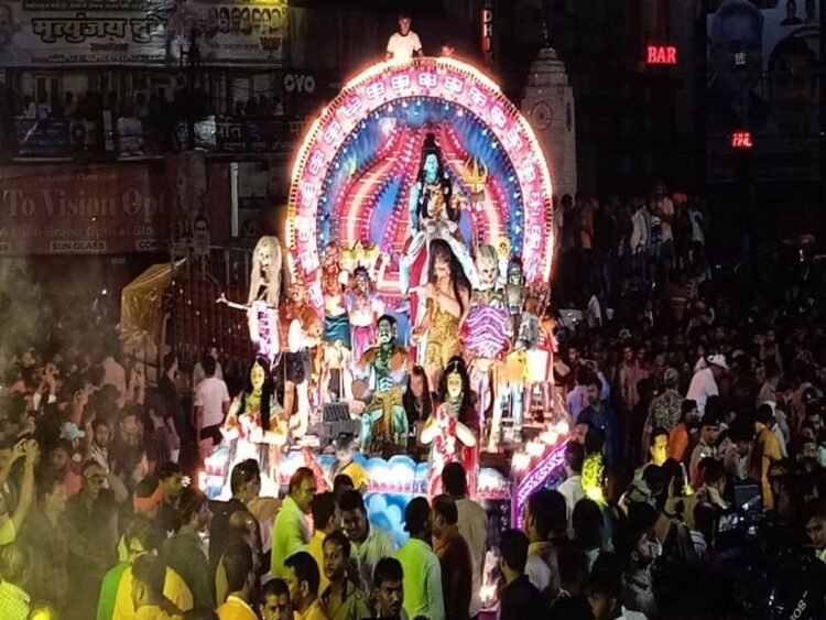 बारिश का असर: रायपुर में गणेश विसर्जन झांकी की तारीख बदल सकती है, सोमवार को निकलने की संभावना