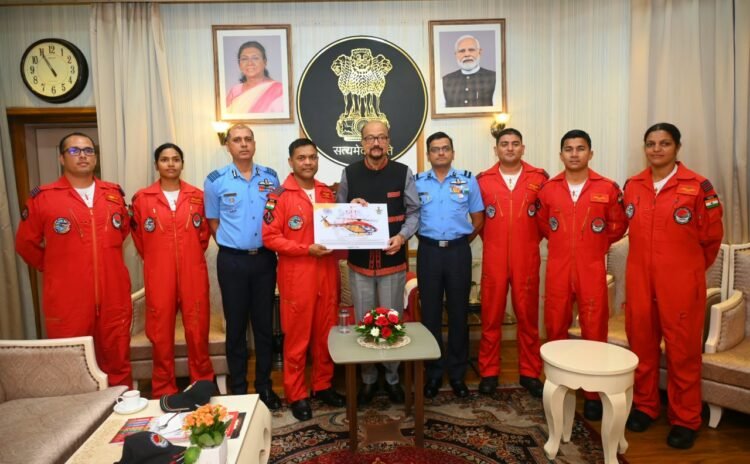 राज्यपाल रमेन डेका से एयर ऑफिसर कमांडिंग नंदा कुमार बाला ने की सौजन्य भेंट
