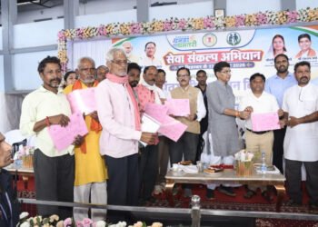 धमतरी में स्वामित्व योजना की बड़ी उपलब्धि, 50 हजार से अधिक परिवारों को मिले अधिकार अभिलेख; प्रदेश में जिला अग्रणी