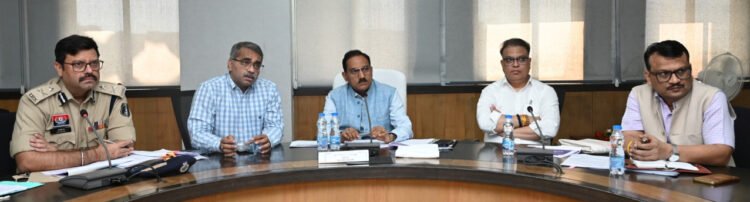 छत्तीसगढ़ में SC कर्मचारियों से भेदभाव और पेंशन मामलों पर NCSC सख्त, अधिकारियों को कार्रवाई के निर्देश