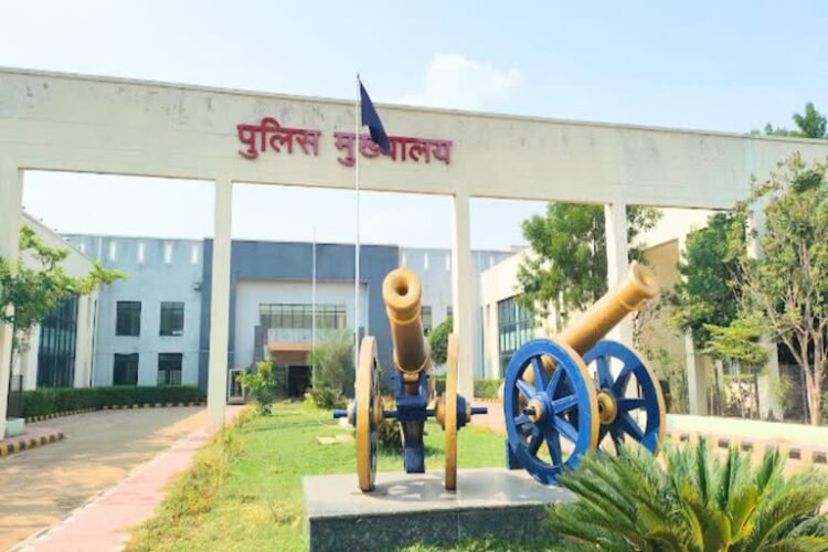 छत्तीसगढ़ में बड़ा प्रशासनिक फेरबदल, 18 IPS अधिकारियों के तबादले; ईशु अग्रवाल को नारायणपुर में मिली नई जिम्मेदारी