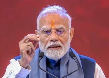 पीएम मोदी का आह्वान: 2047 तक विकसित भारत के निर्माण में सक्रिय भूमिका निभाए चिन्मय मिशन, युवाशक्ति पर दिया जोर