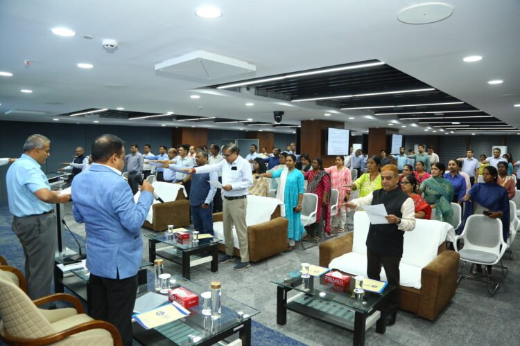 एनएमडीसी में सतर्कता जागरूकता सप्ताह 2026 की शुरुआत, कर्मचारियों ने ली सत्यनिष्ठा की शपथ