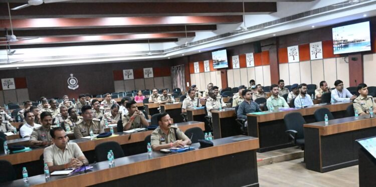 नशे के कारोबार के वित्तीय नेटवर्क पर शिकंजा, पुलिस की राज्यस्तरीय कार्यशाला में 70 अधिकारी हुए शामिल