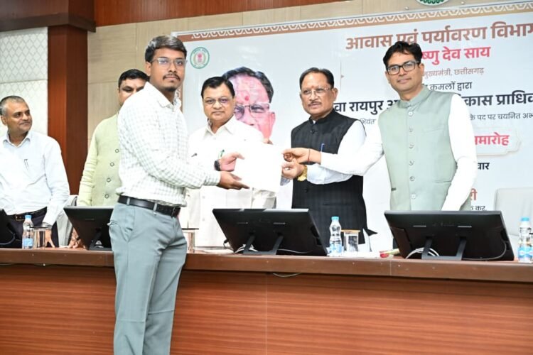 CM साय ने युवाओं को दिए नियुक्ति पत्र, डिजिटल सेवाओं और कौशल विकास को भी मिली नई रफ्तार