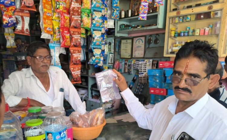 सड़क बाधा एवं सिंगल यूज प्लास्टिक पर निगम की चालानी कार्रवाई, 6500 रुपए वसूले