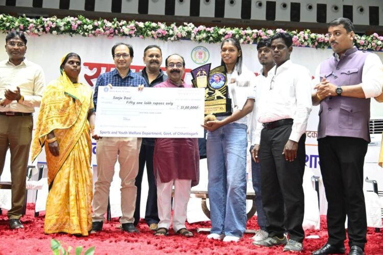 छत्तीसगढ़ में 21 अक्टूबर से शुरू होगी पुरुष हॉकी लीग, 6 टीमें लेंगी हिस्सा; ‘चलव रे संगी हॉकी खेलबो’ होगी टैगलाइन