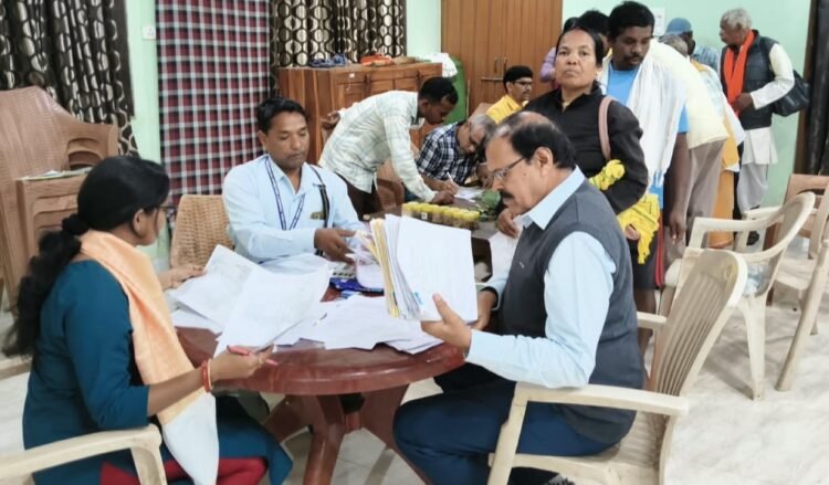 छत्तीसगढ़ के 06 जिलों के 312 वैद्यों का किया गया प्रमाणीकरण; मार्च 2027 तक 1 हजार वैद्यों के प्रमाणीकरण का लक्ष्य