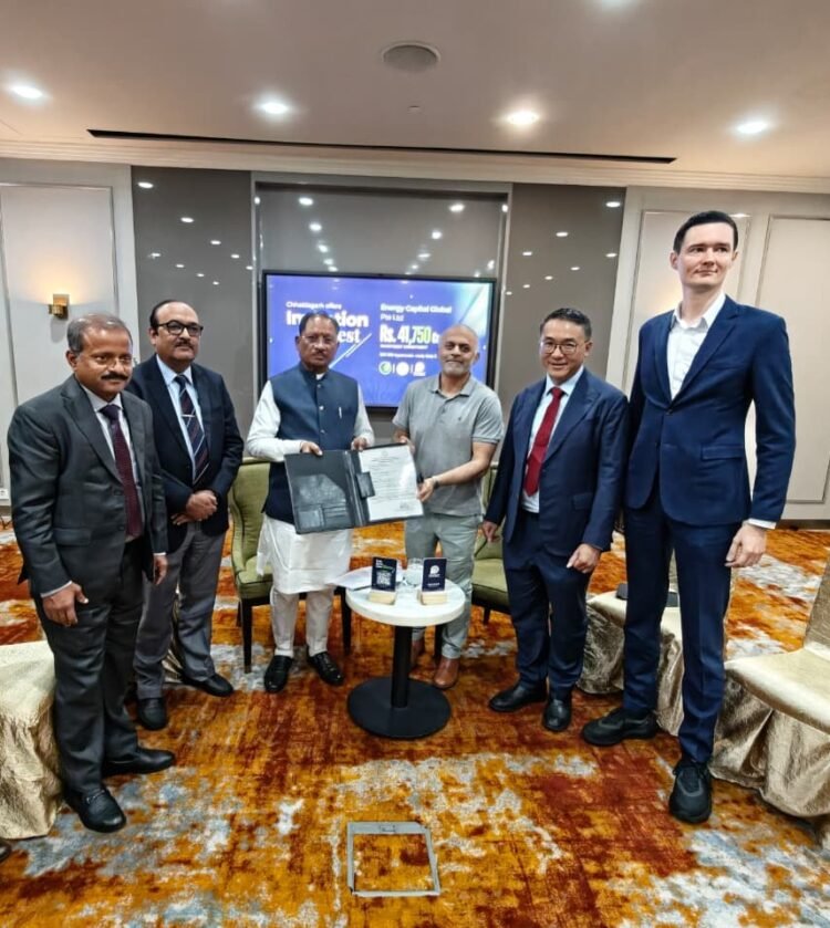 सिंगापुर में छत्तीसगढ़ को ₹43,250 करोड़ के FDI की प्रतिबद्धता, 100 MW AI-रेडी डेटा सेंटर कैंपस में ₹41,750 करोड़ का निवेश
