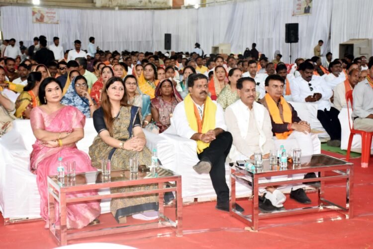 कबीरधाम में भव्य सेवा ज्योति यात्रा, विजय शर्मा बोले- संकल्प मजबूत हो तो लक्ष्य कितना भी बड़ा हो, मंजिल हासिल की जा सकती है