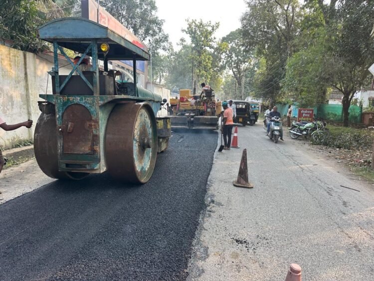 अरुण साव के निर्देश पर अंबिकापुर की सड़कों की मरम्मत तेज, 3 करोड़ से सुधरेंगे 150 किमी मार्ग